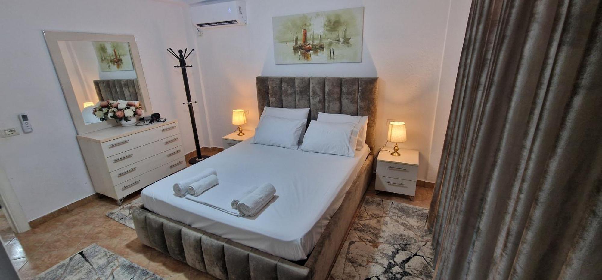 Daily Rent Apartment City Center Elbasan 6 Kültér fotó