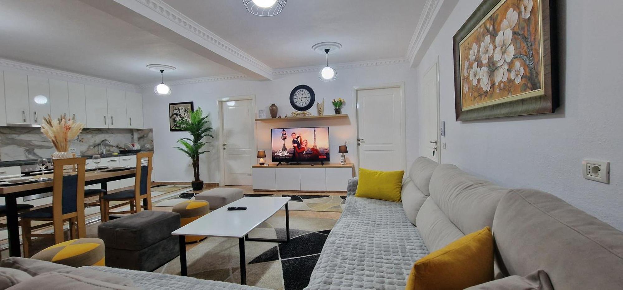 Daily Rent Apartment City Center Elbasan 6 Kültér fotó